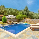 Villa Glysteri *