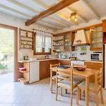 Glysteri Villa